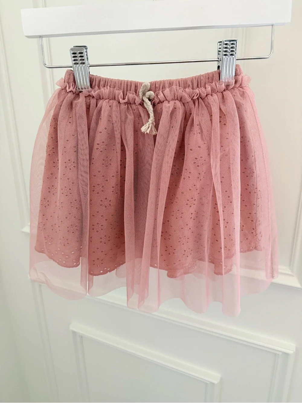 Zara Pretty Detailed Skirt (SZ 4/5)